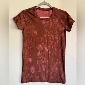 LULULEMON Swiftly Tech Short Sleeve 2.0 Shirt - Women's Size 8 (Medium)